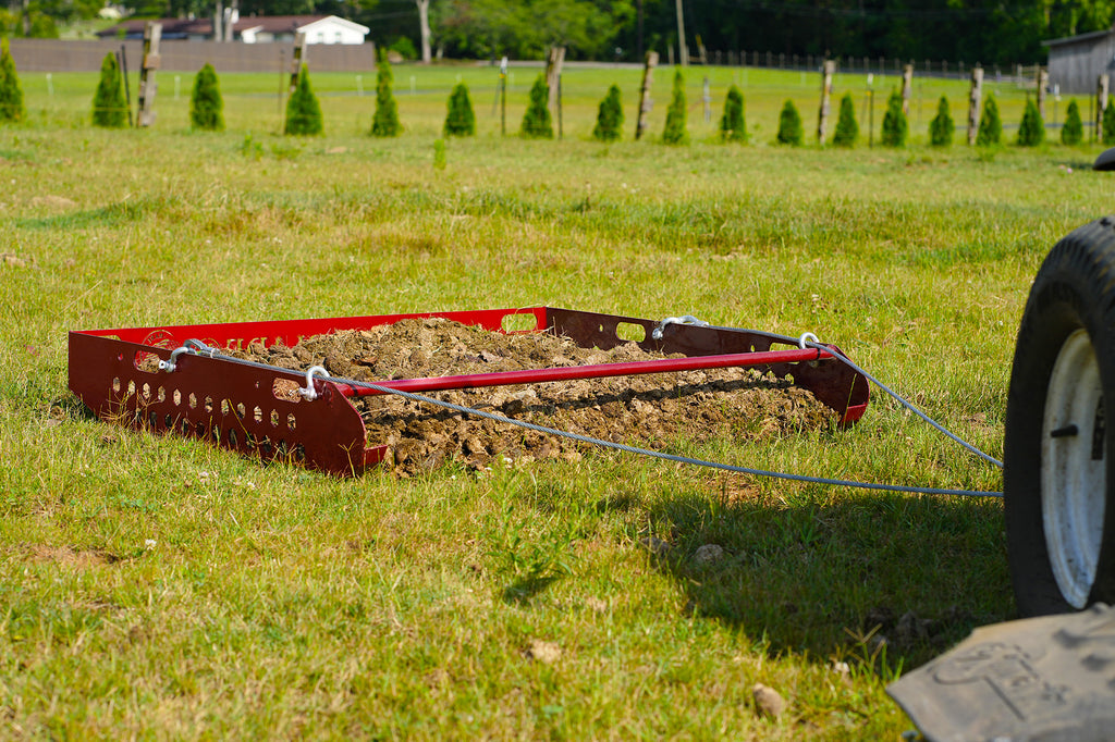A Paddock Blade being used in American field